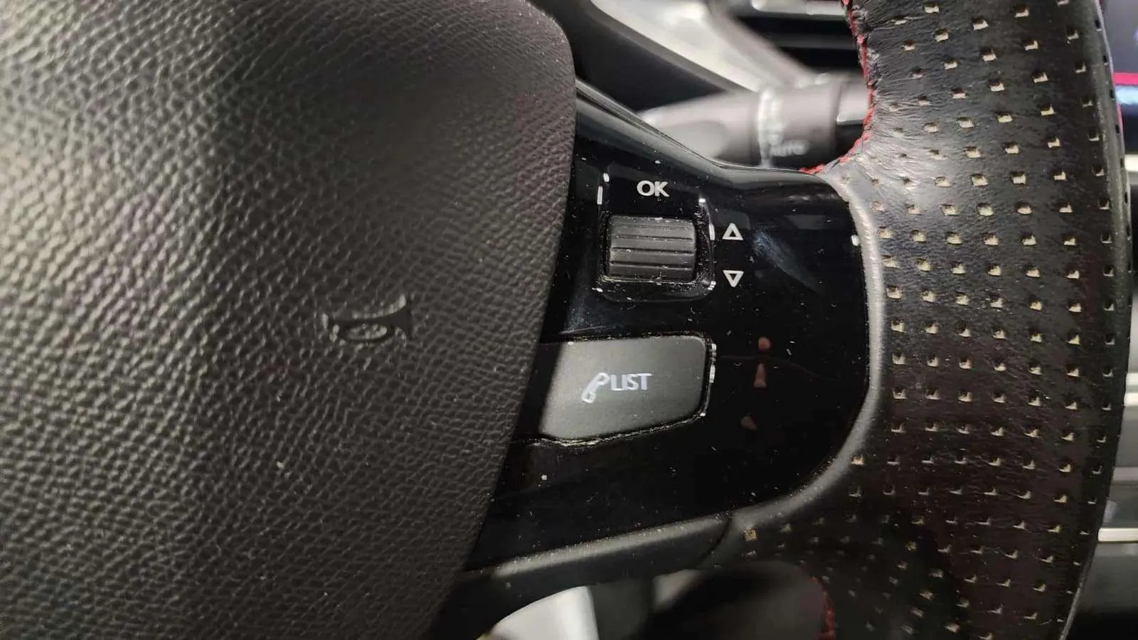 Peugeot 308 GT Line 1.2 PureTech - foto 13