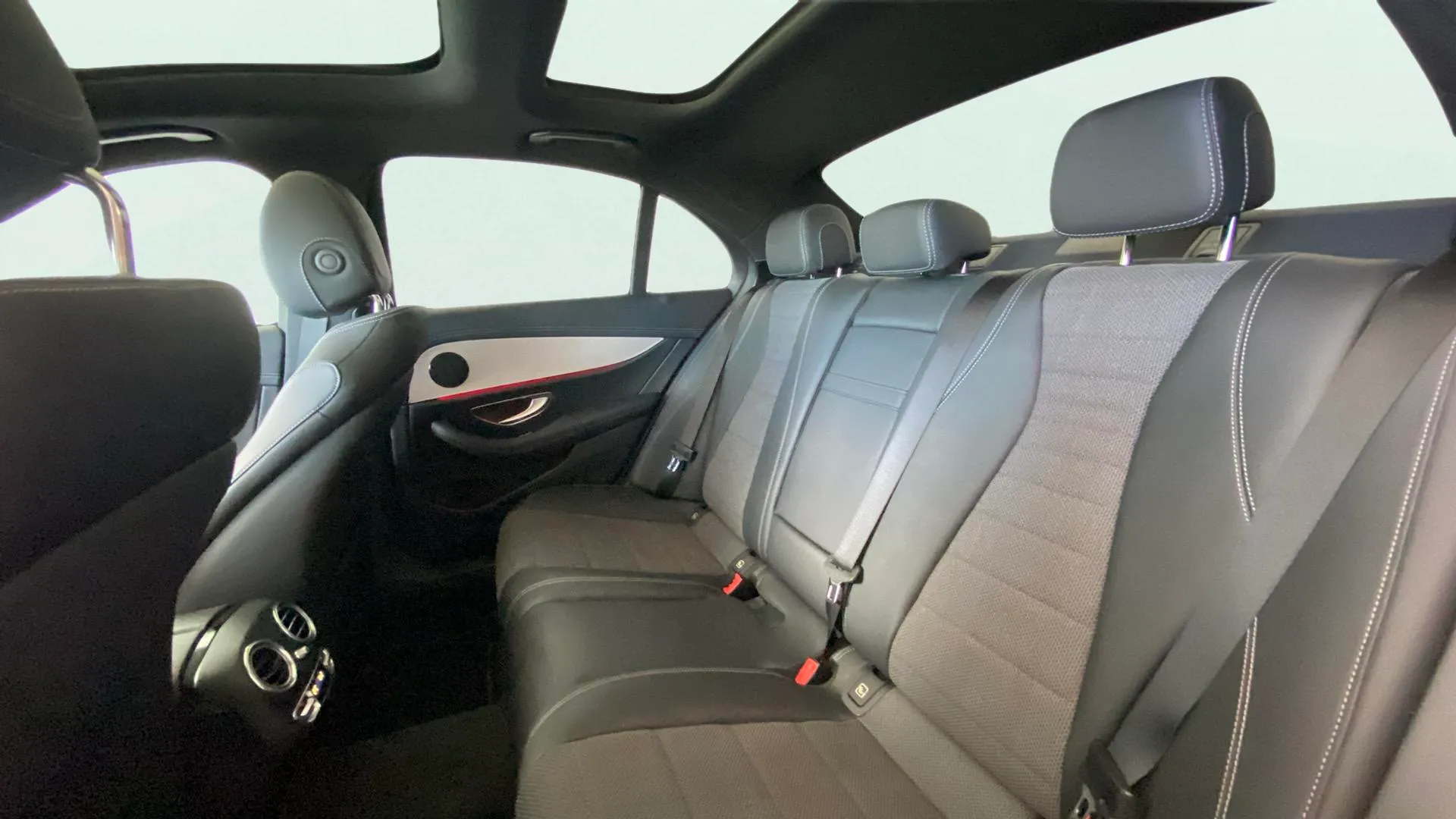 Mercedes-Benz Clase E E 300 de - foto 16