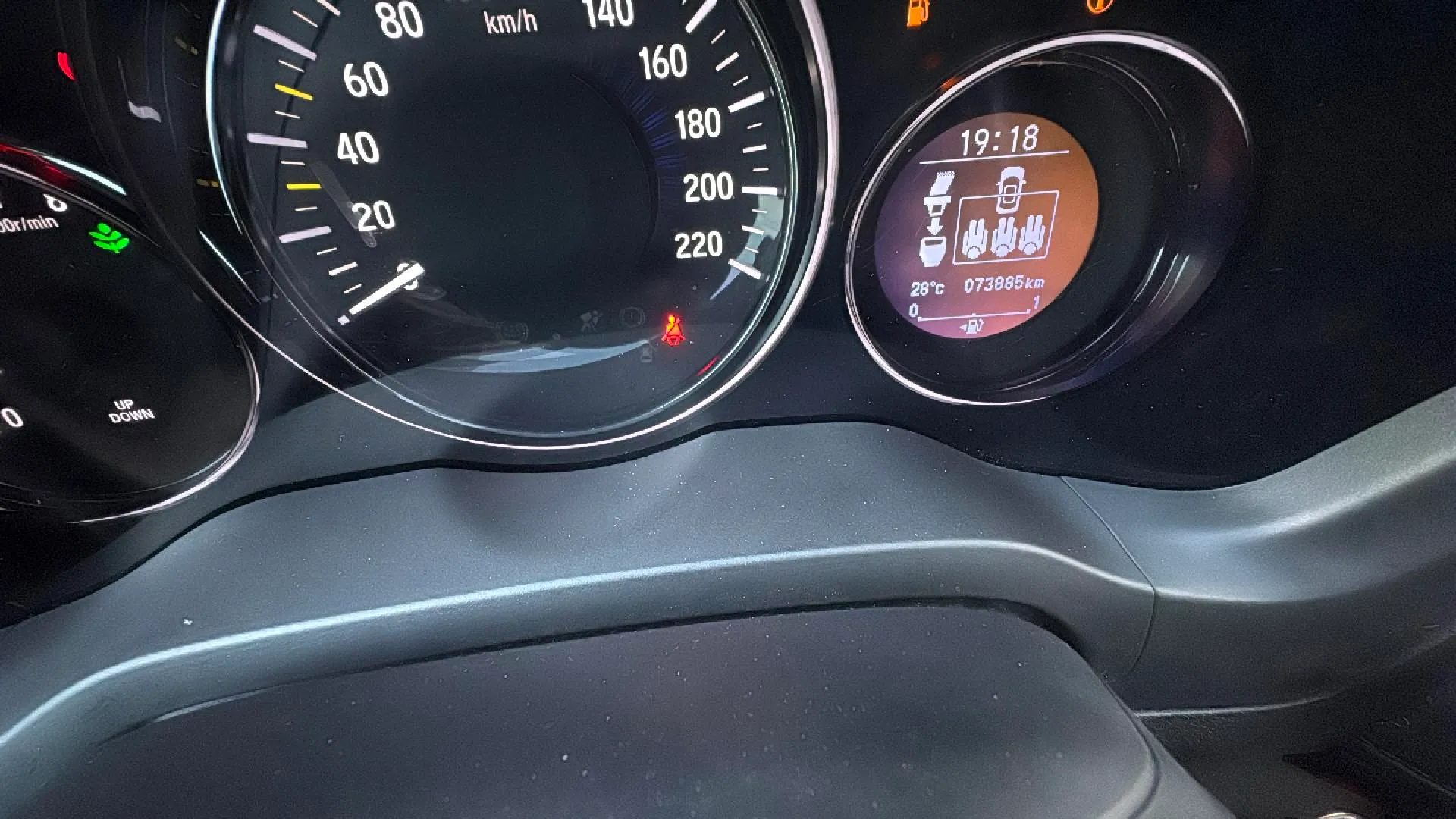 Honda HR-V 1.5 i-VTEC Comfort - foto 17