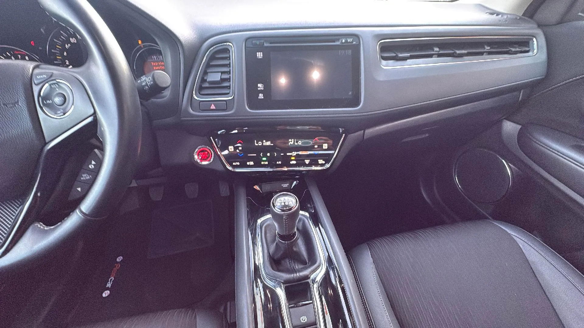 Honda HR-V 1.5 i-VTEC Comfort - foto 15