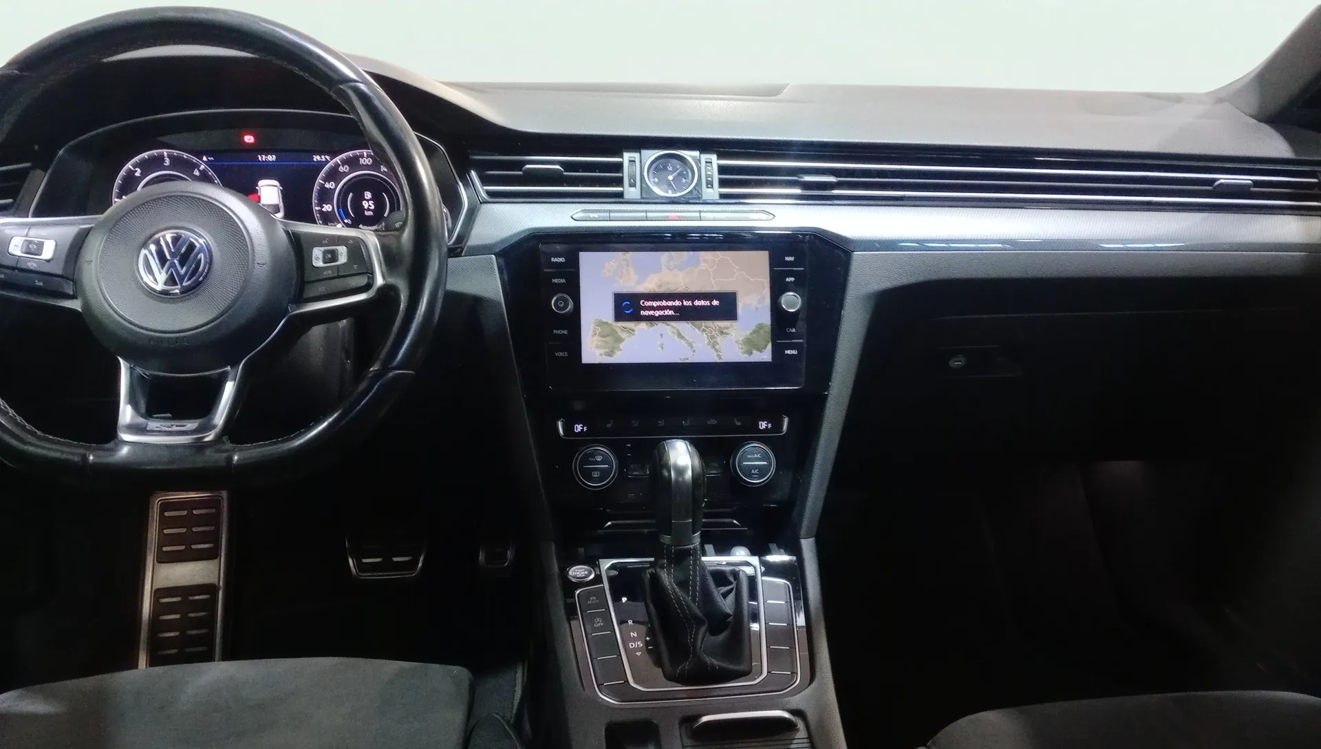 Volkswagen Arteon 2.0 TDI DSG - foto 8
