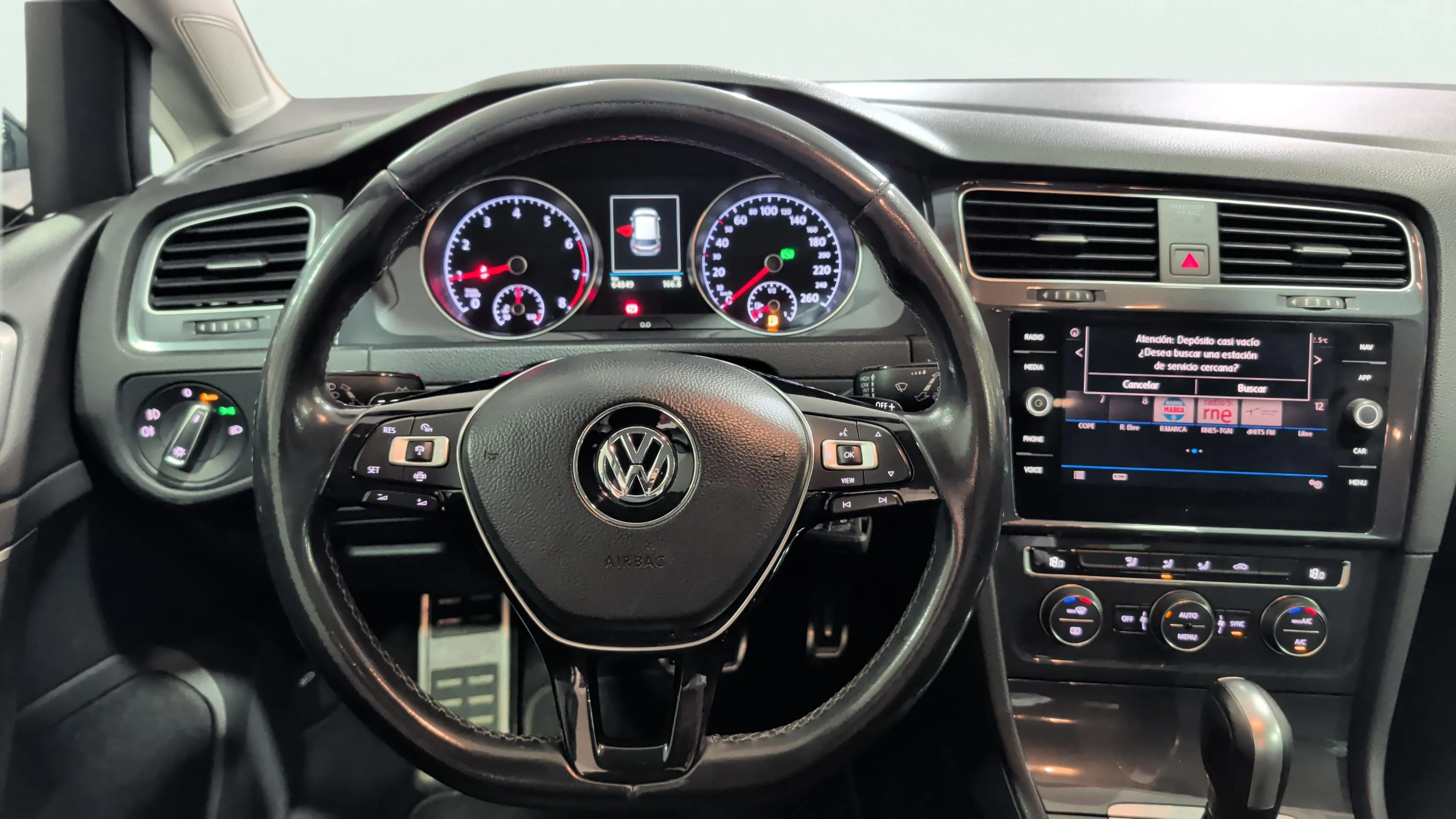 Volkswagen Golf Advance 1.5 TSI EVO DSG - foto 11