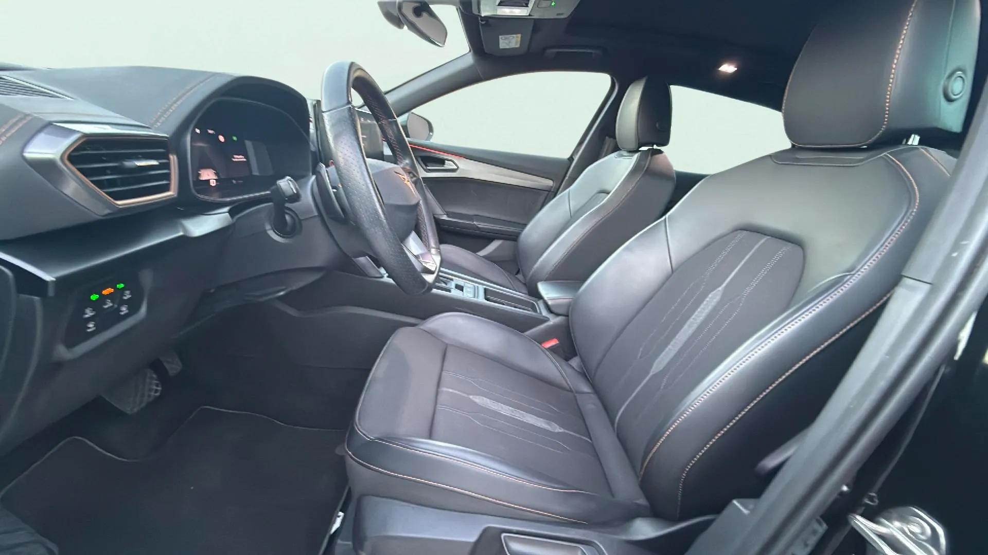Cupra Formentor 1.5 TSI DSG - foto 17