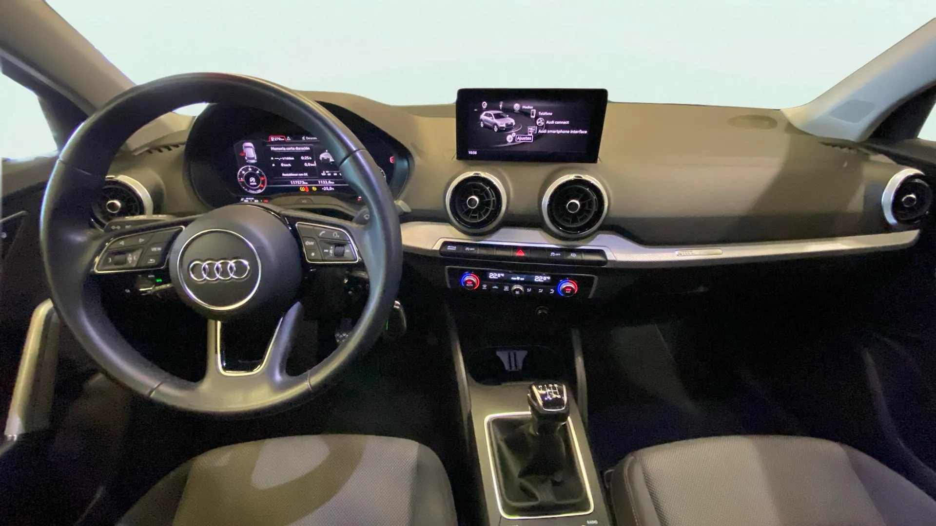 Audi Q2 S line 30 TDI - foto 17
