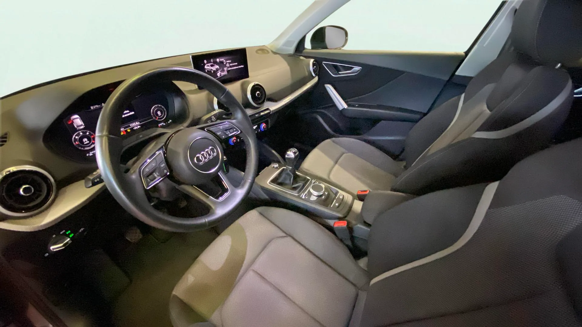 Audi Q2 S line 30 TDI - foto 11
