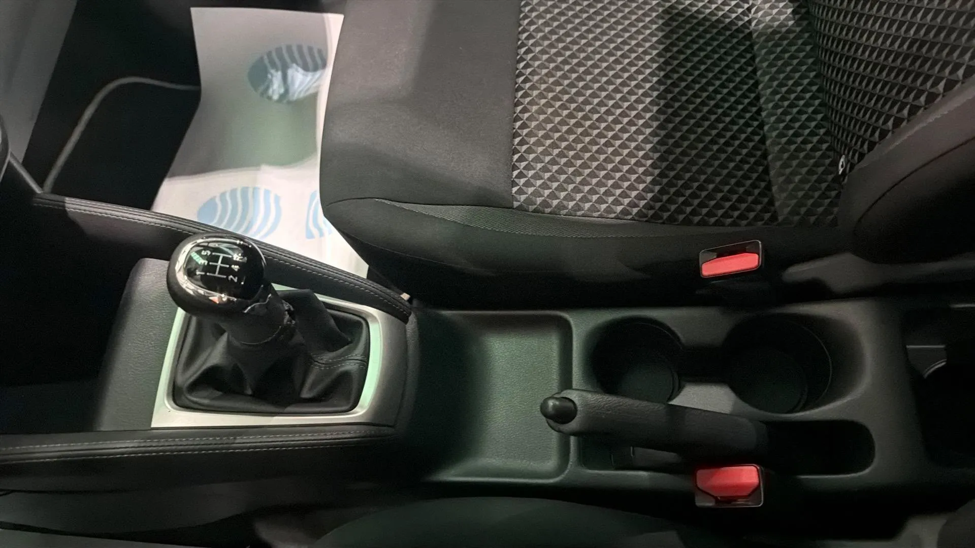 Nissan Micra IG-T E6D-F Acenta - foto 17