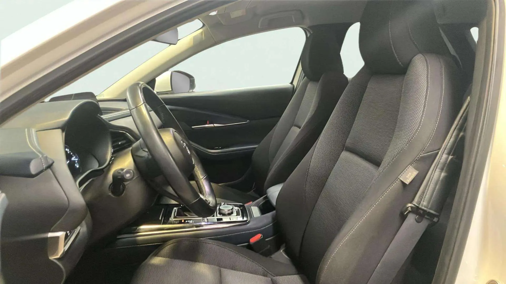 Mazda CX-30 Skyactiv-G 2.0 2WD Evolution - foto 12