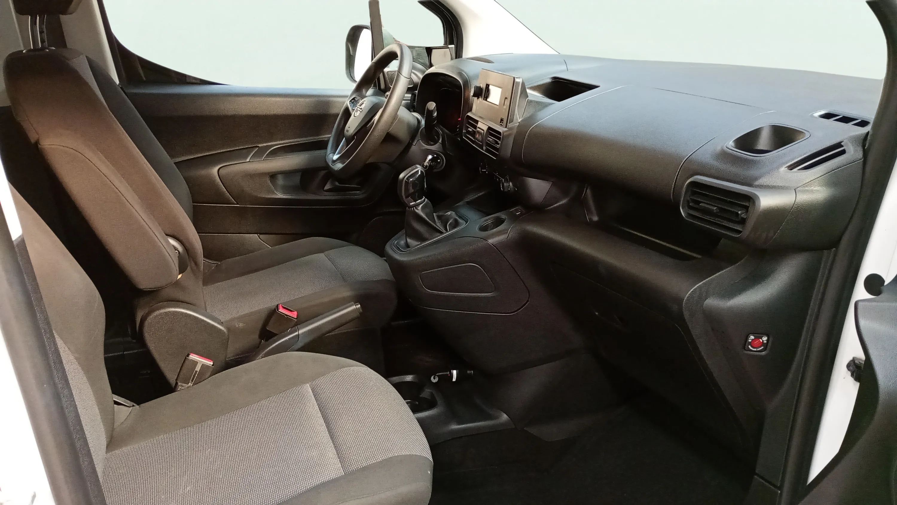 Opel Combo 1.5 TD Edition Plus XL - foto 17