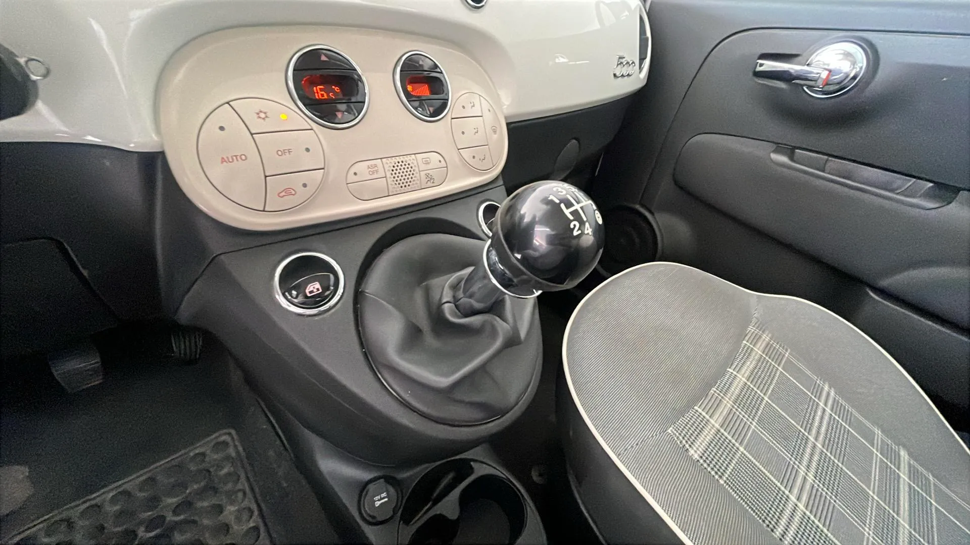 Fiat 500 1.2 Mirror - foto 27