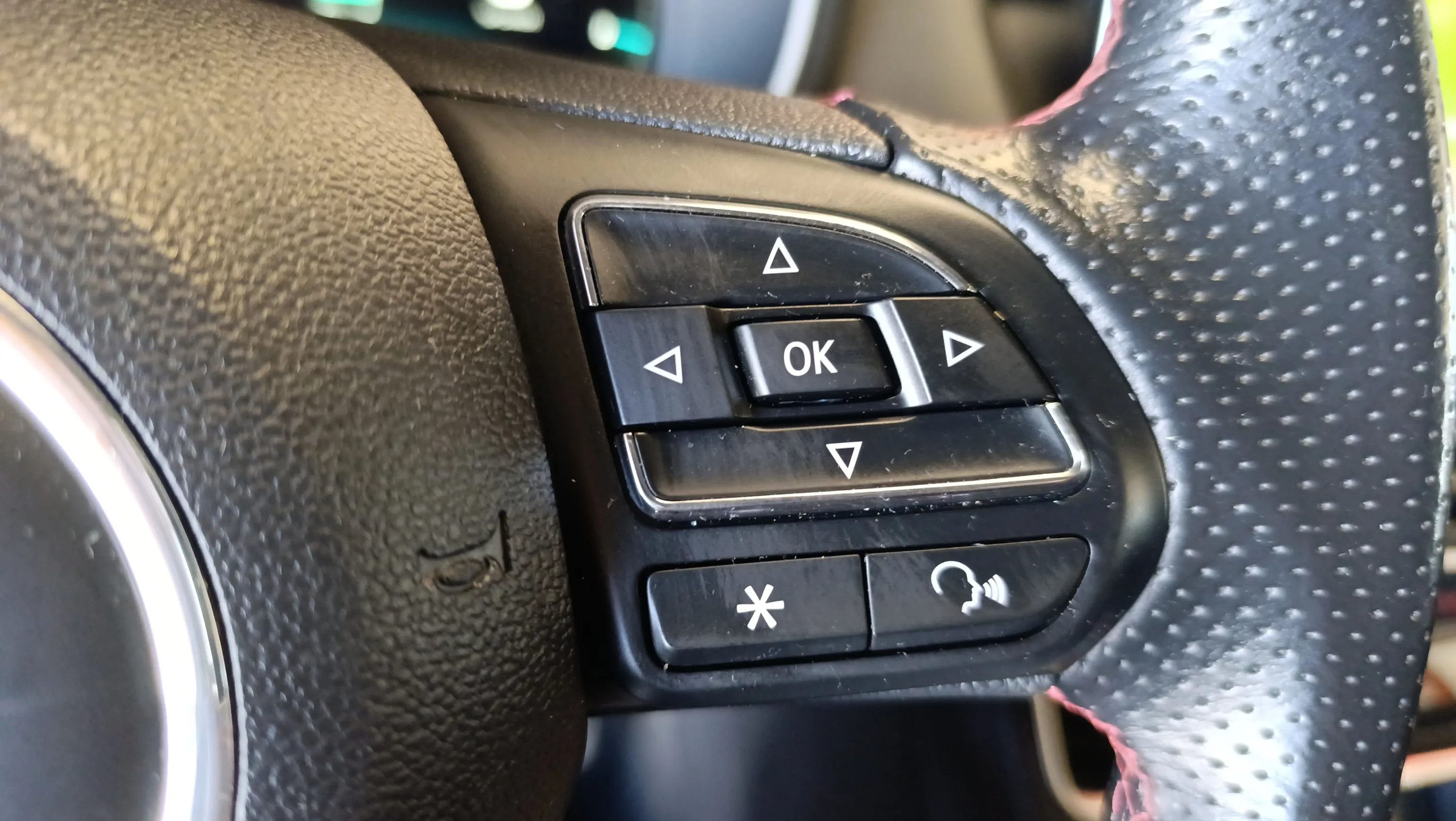 MG HS 1.5T-GDI PHEV Luxury - foto 13