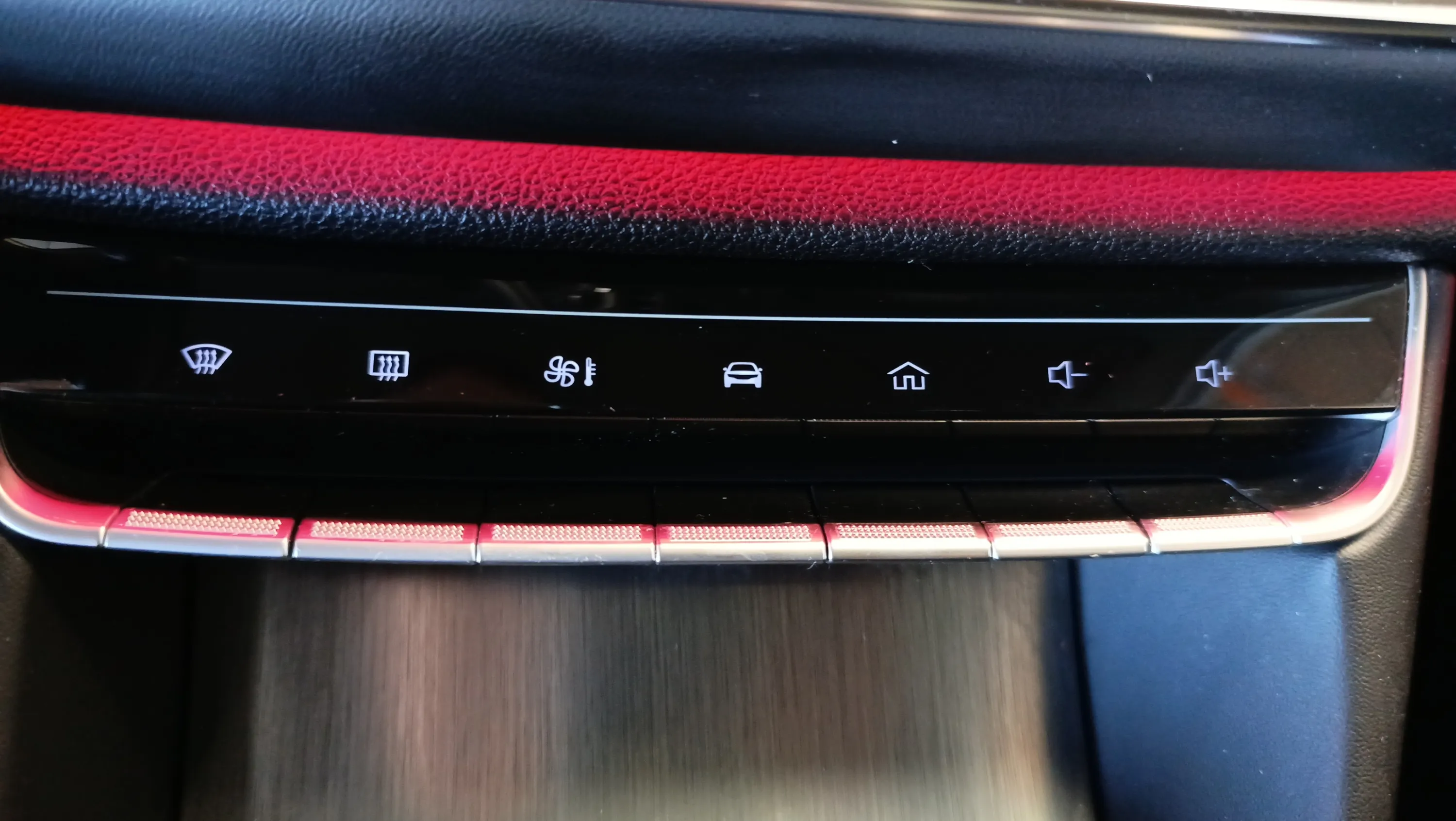 MG HS 1.5T-GDI PHEV Luxury - foto 25