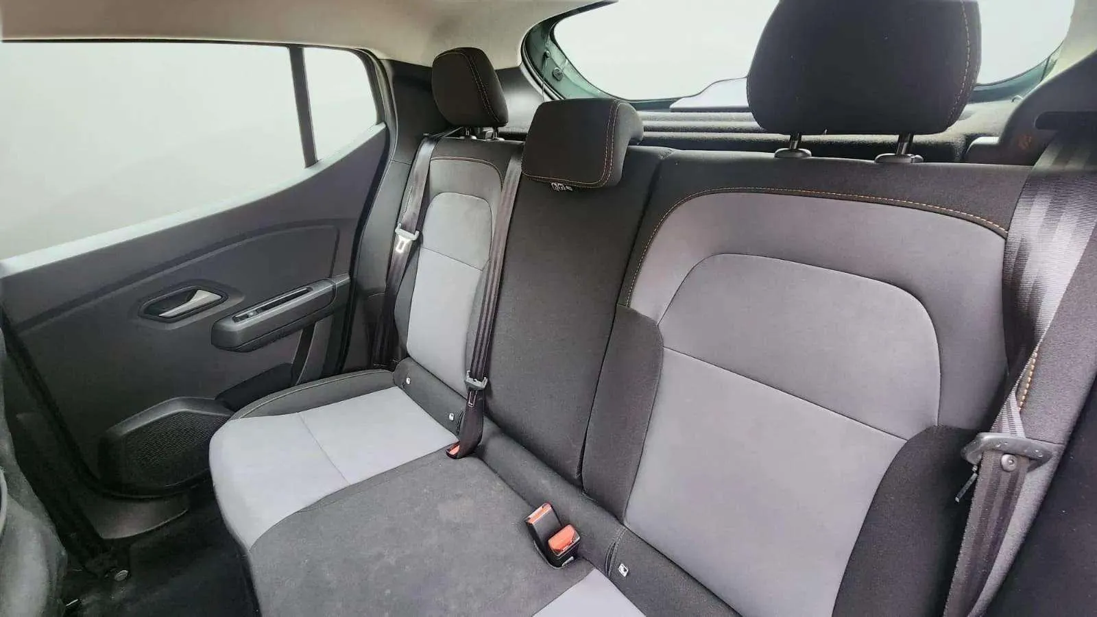 Dacia Sandero Stepway Essential ECO-G - foto 24