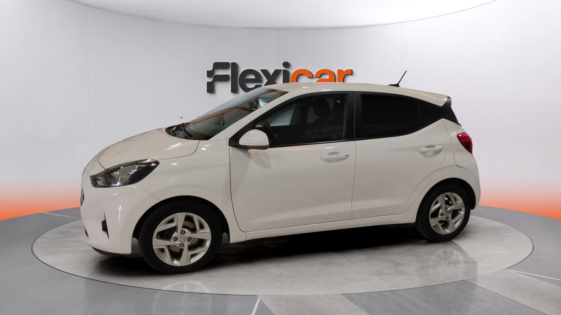 Hyundai i10 1.0 Klass - foto 3
