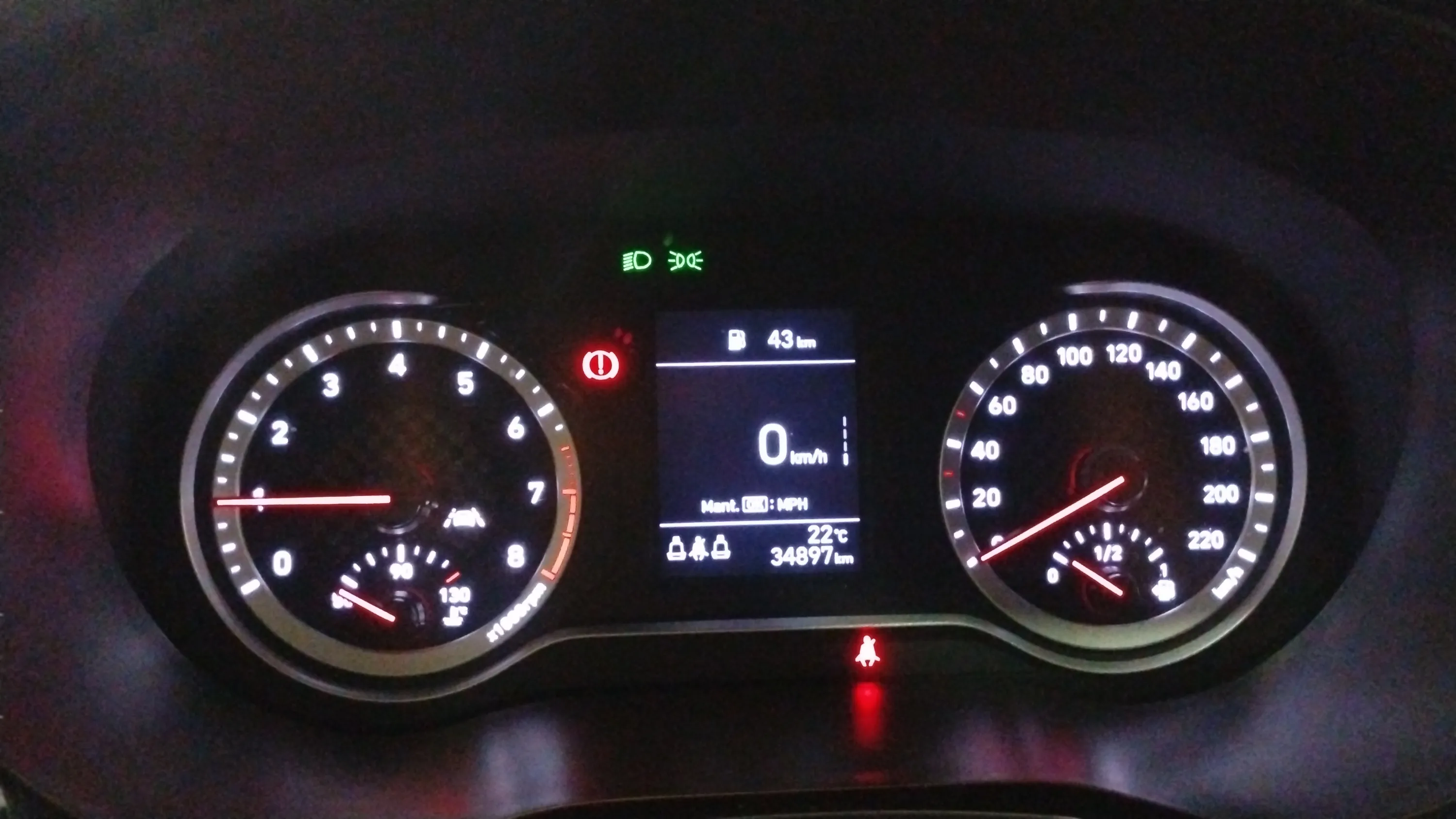 Hyundai i10 1.0 Klass - foto 12