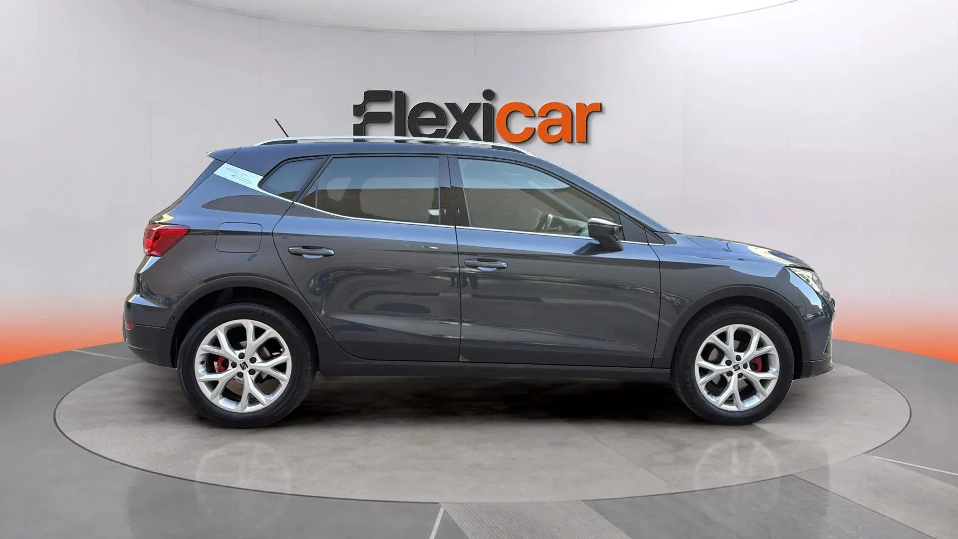 SEAT Arona 1.5 TSI DSG FR XL - foto 3