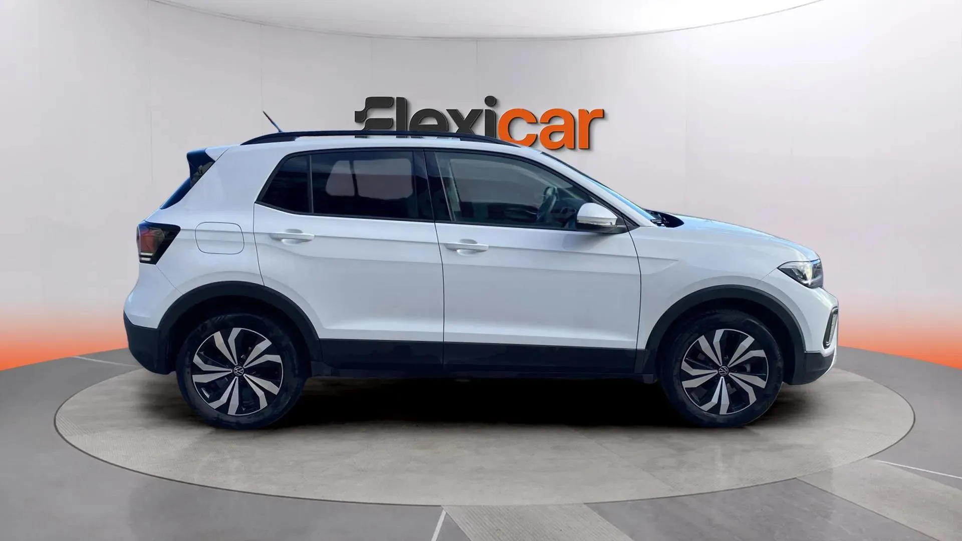 Volkswagen T-Cross Life 1.0 TSI DSG - foto 8