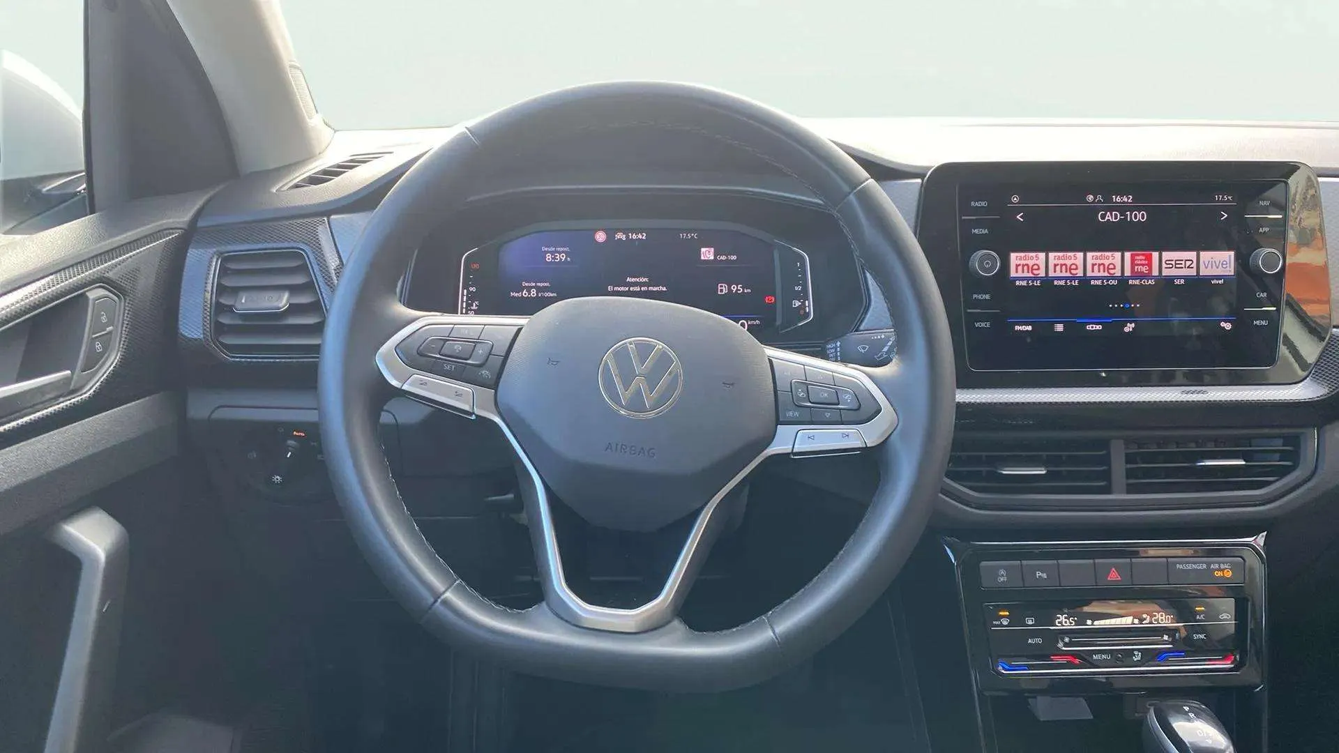 Volkswagen T-Cross Life 1.0 TSI DSG - foto 13