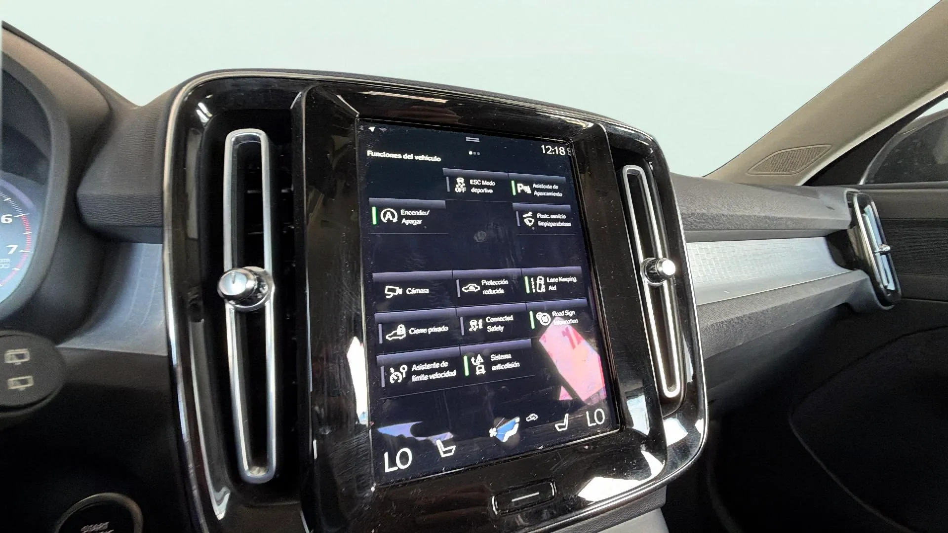 Volvo XC40 1.5 T2 Momentum Core - foto 31