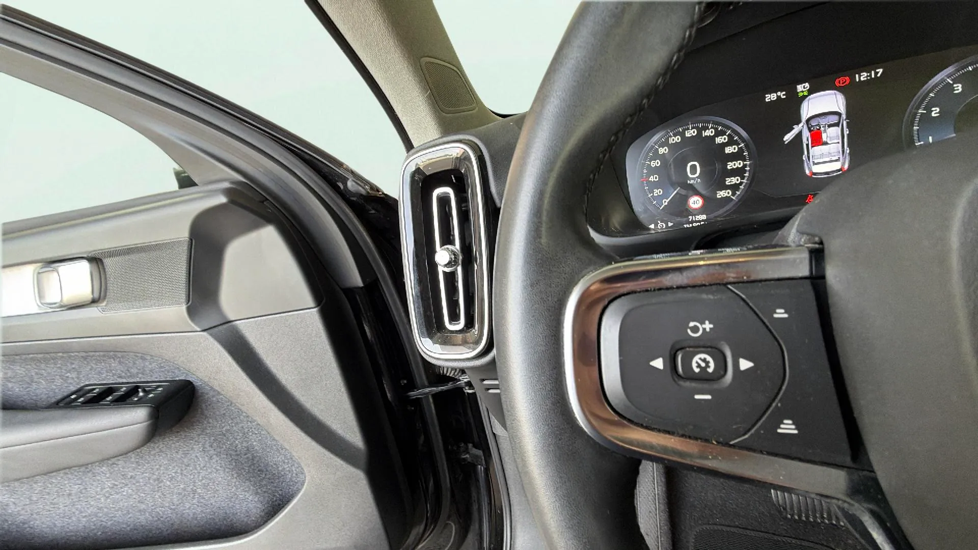 Volvo XC40 1.5 T2 Momentum Core - foto 15