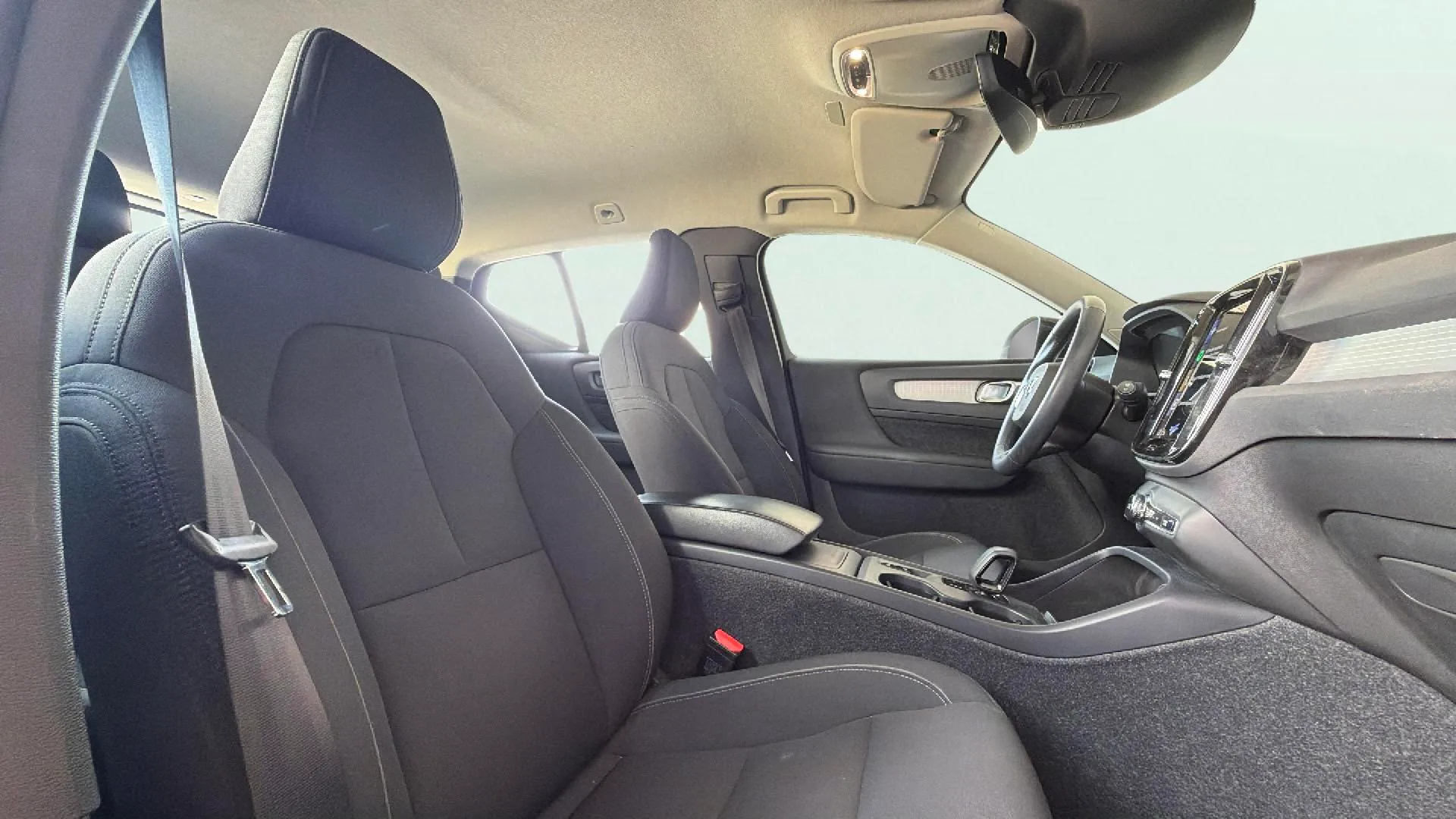 Volvo XC40 1.5 T2 Momentum Core - foto 21