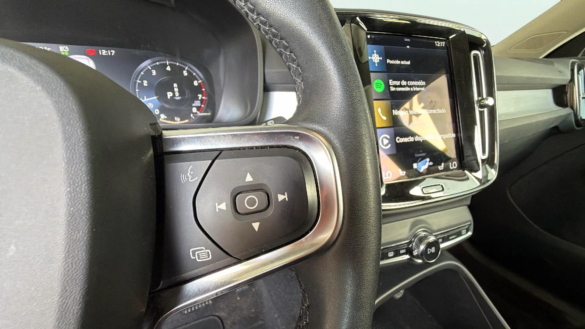 Volvo XC40 1.5 T2 Momentum Core - foto 17
