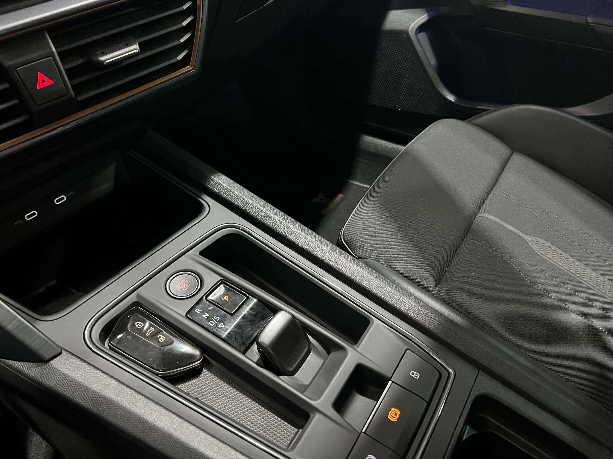 Cupra León 2.0 TSI DSG - foto 23