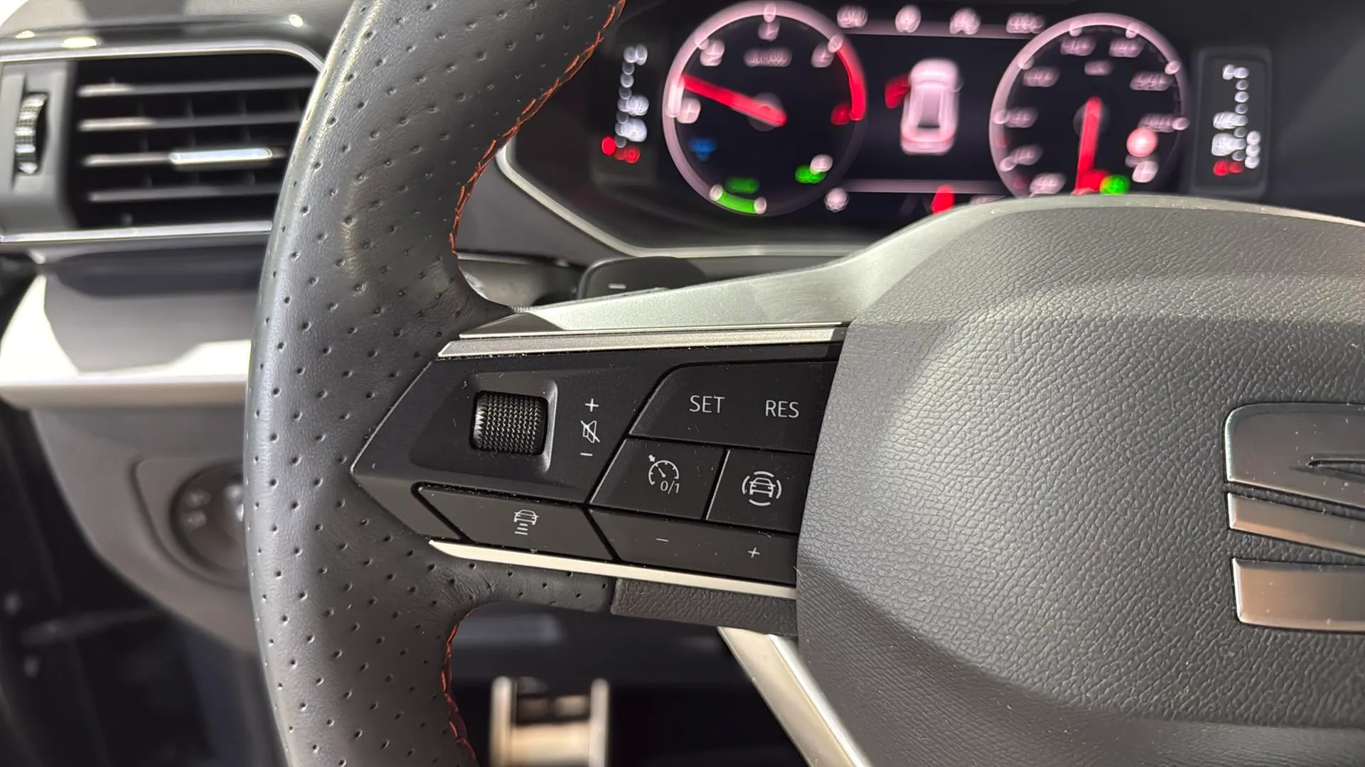 SEAT Tarraco 1.4 E-Hybrid DSG FR Edition - foto 19