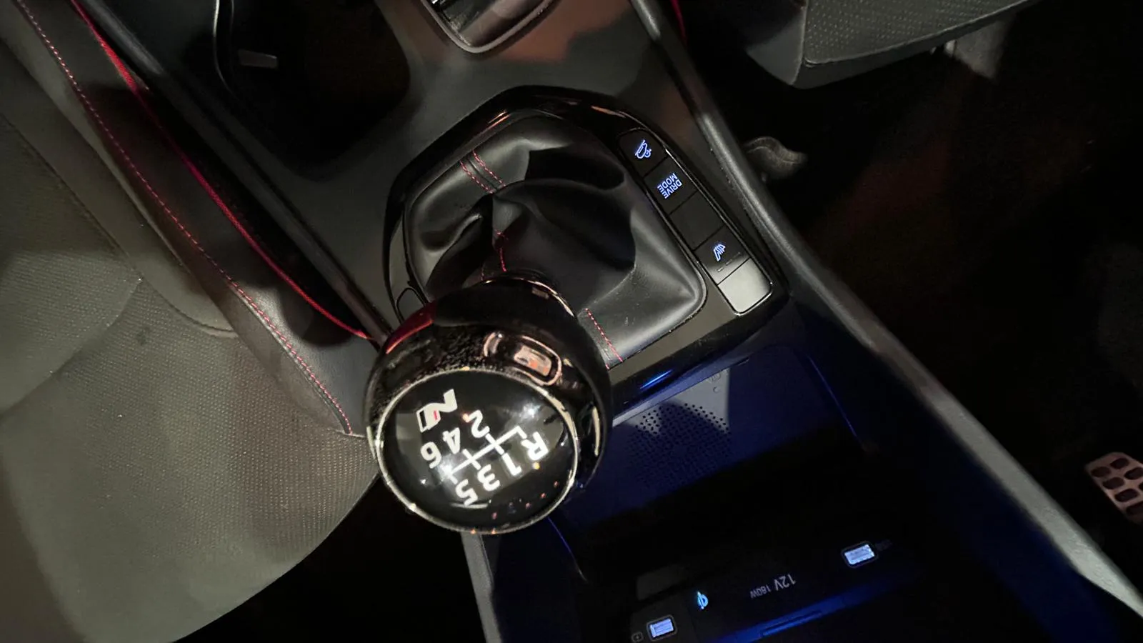 Hyundai Tucson 1.6 T-GDi N Line 30 Anivers - foto 11