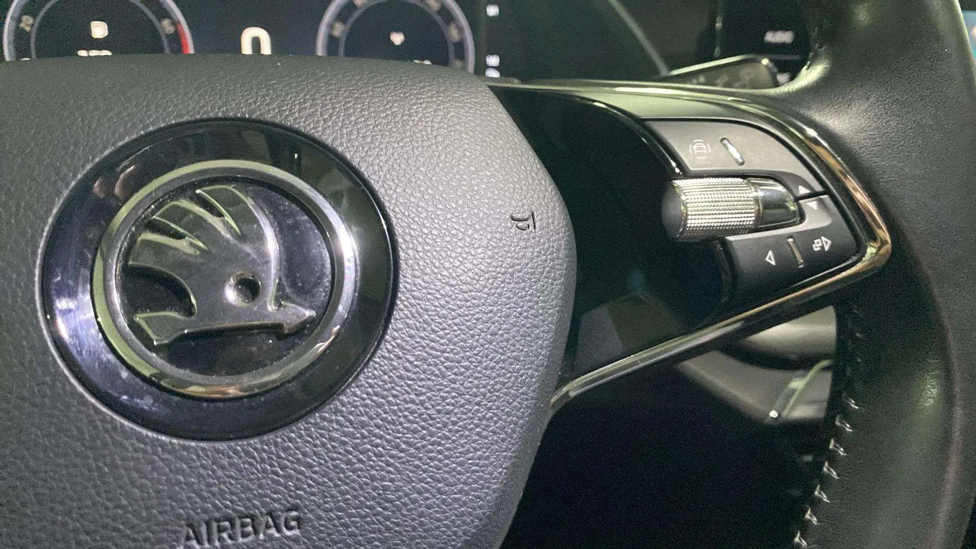 Škoda Octavia 1.5 TFSI 150 - foto 12