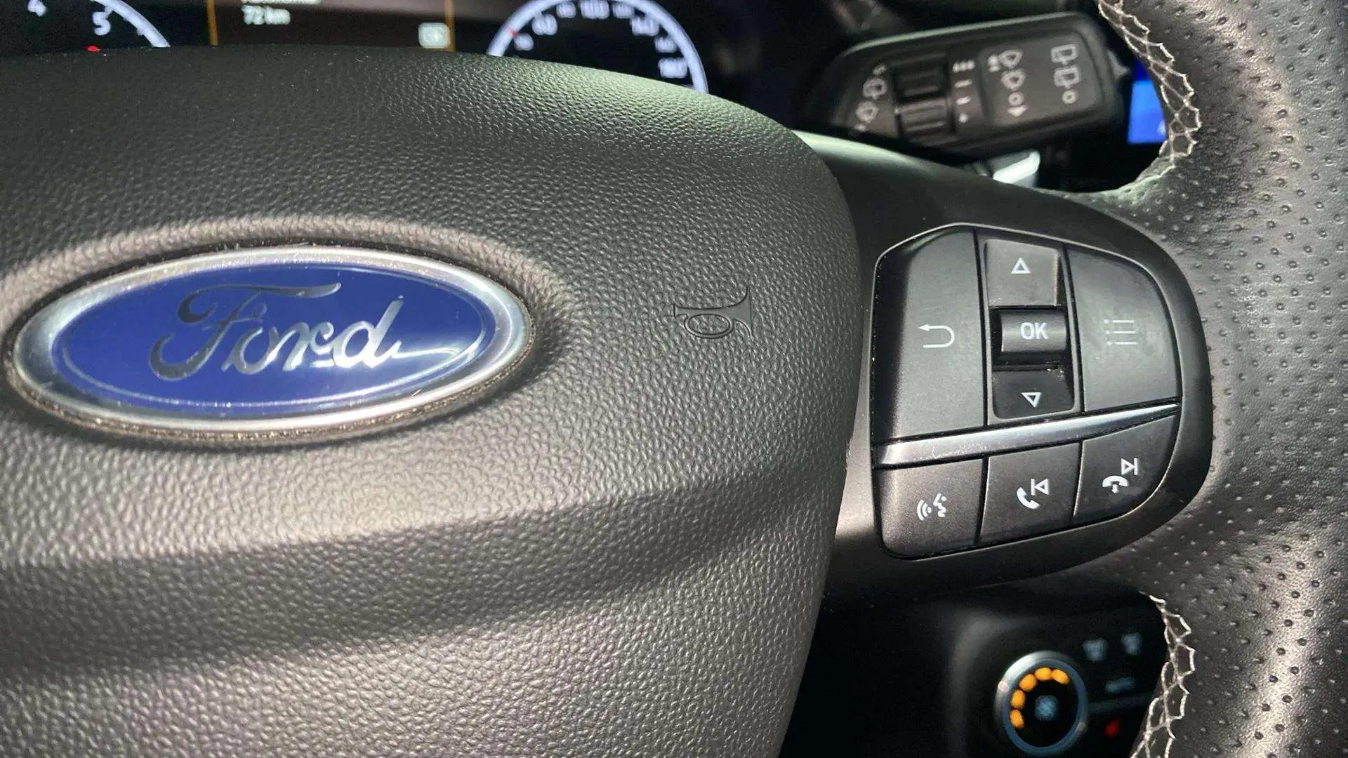 Ford Fiesta 1.5 EcoBoost ST - foto 11