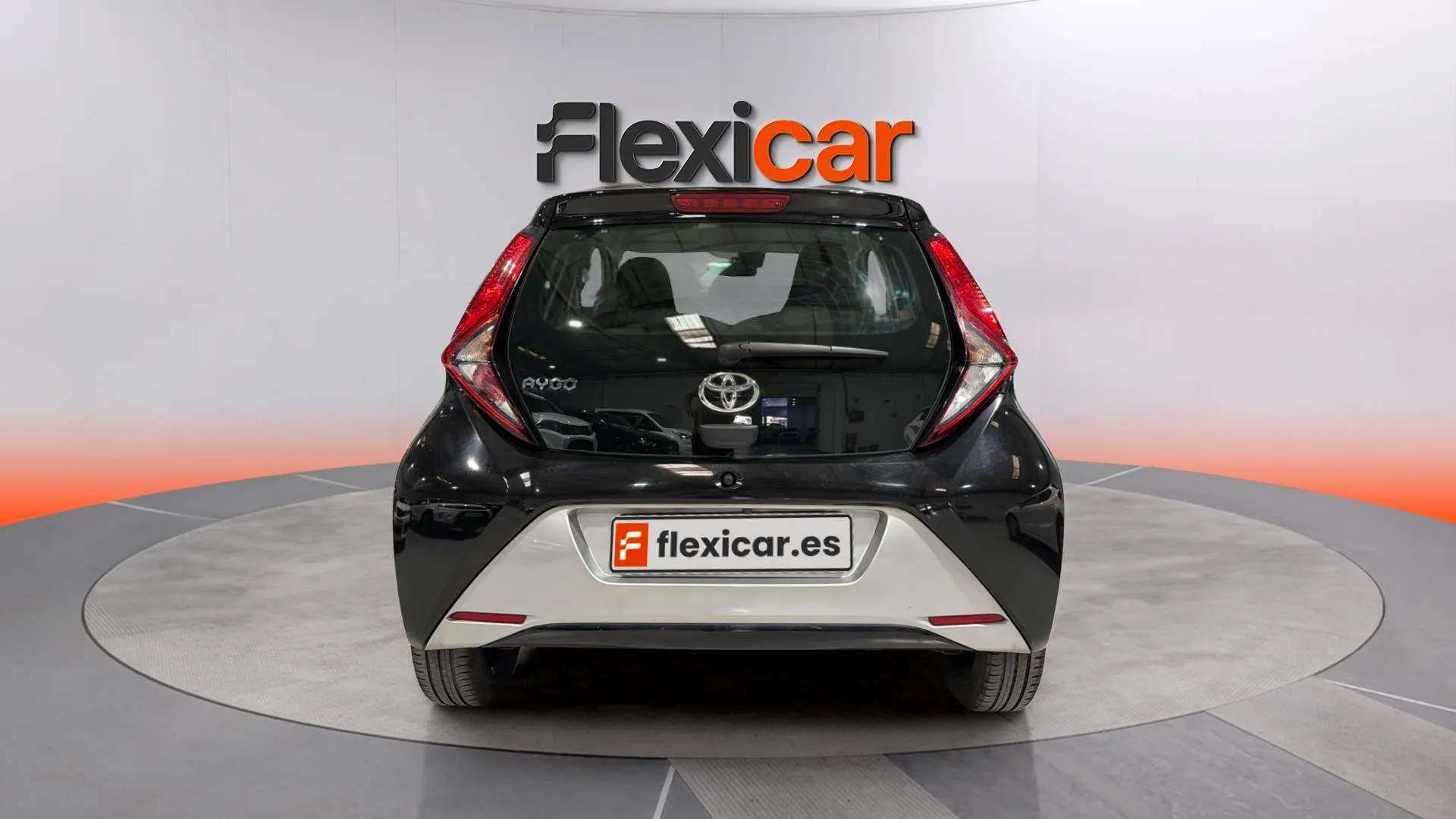 Toyota Aygo 1.0 70 x-cite JBL - foto 6