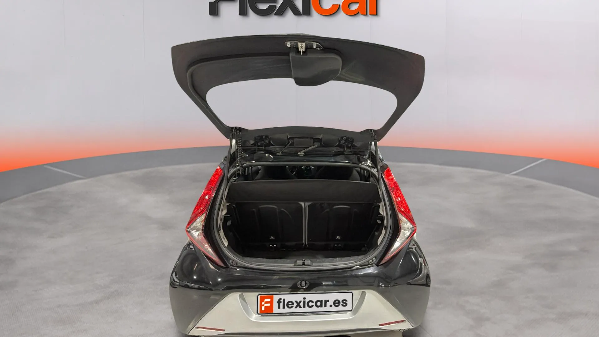 Toyota Aygo 1.0 70 x-cite JBL - foto 18