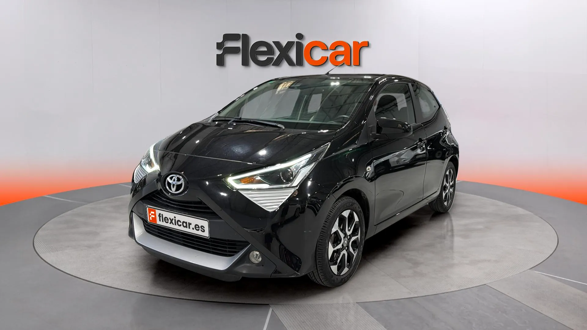 Toyota Aygo 1.0 70 x-cite JBL - foto 3