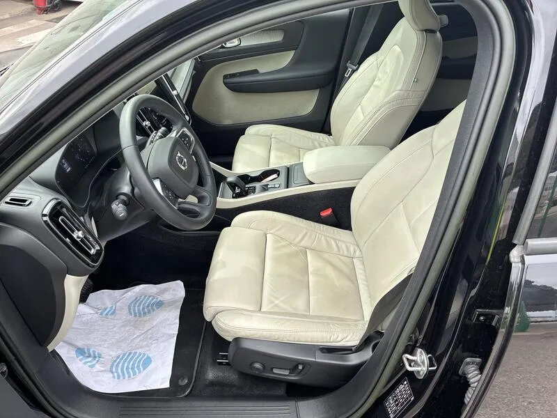 Volvo XC40 1.5 T2 Core - foto 25