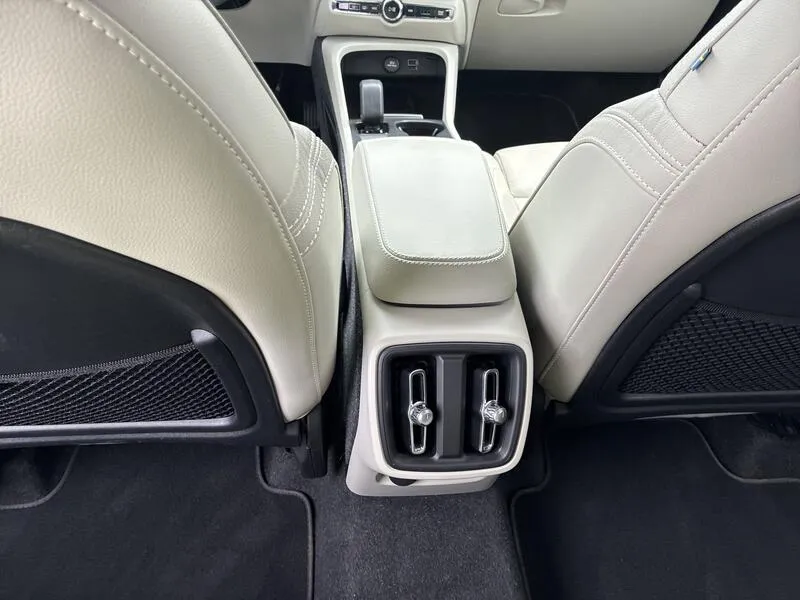Volvo XC40 1.5 T2 Core - foto 22