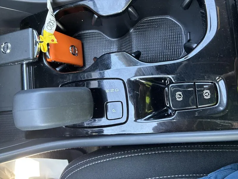 Volvo XC40 1.5 T4 Recharge PHEV Plus Dark - foto 38