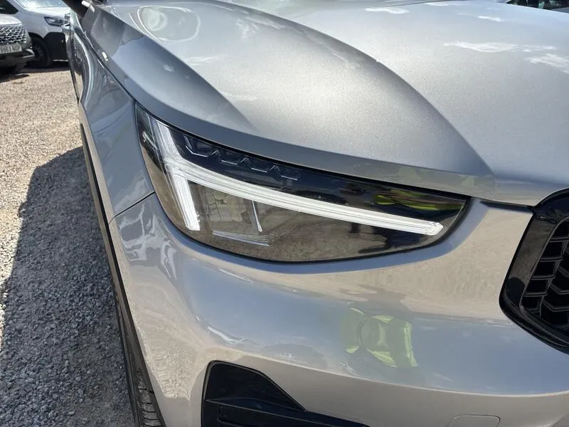 Volvo XC40 1.5 T4 Recharge PHEV Plus Dark - foto 11