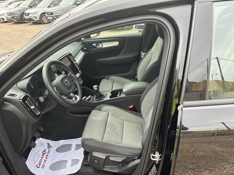 Volvo XC40 1.5 T2 Core Pro - foto 27