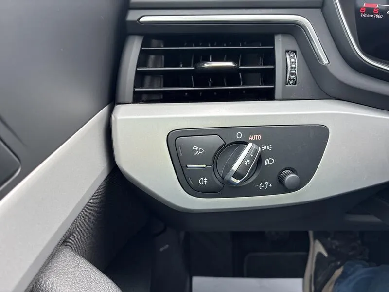 Audi A4 Avant Advanced 35 TFSI - foto 27