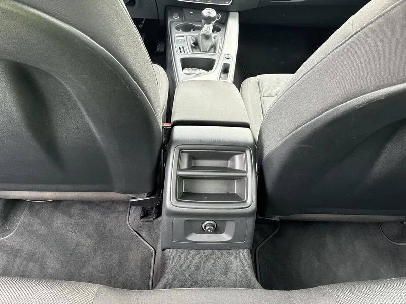 Audi A4 Avant Advanced 35 TFSI - foto 22