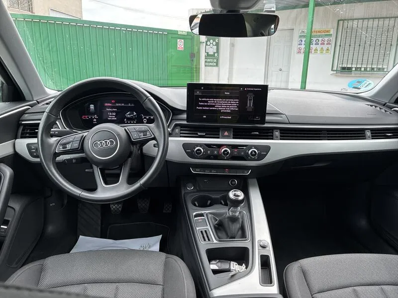 Audi A4 Avant Advanced 35 TFSI - foto 23