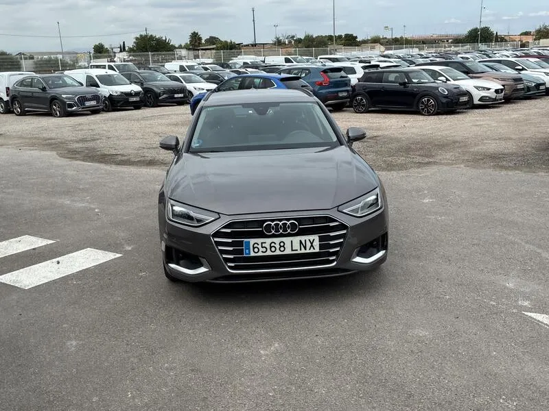 Audi A4 Avant Advanced 35 TFSI - foto 9