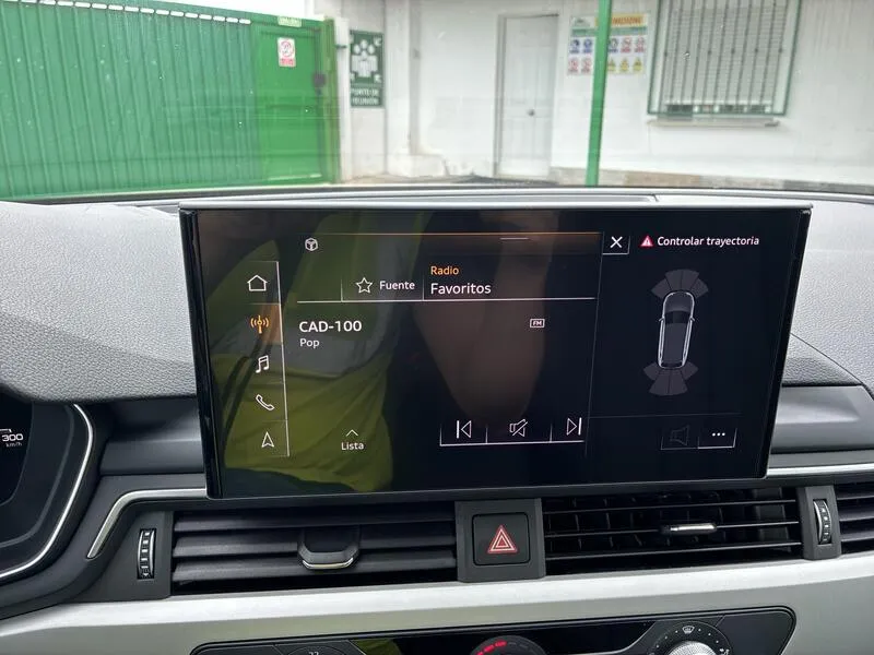 Audi A4 Avant Advanced 35 TFSI - foto 32