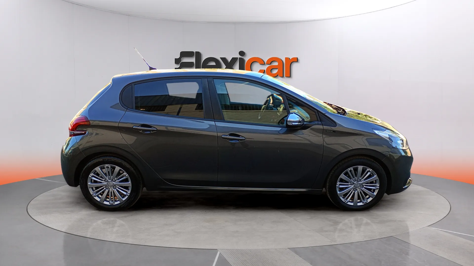 Peugeot 208 Signature BlueHDi - foto 3