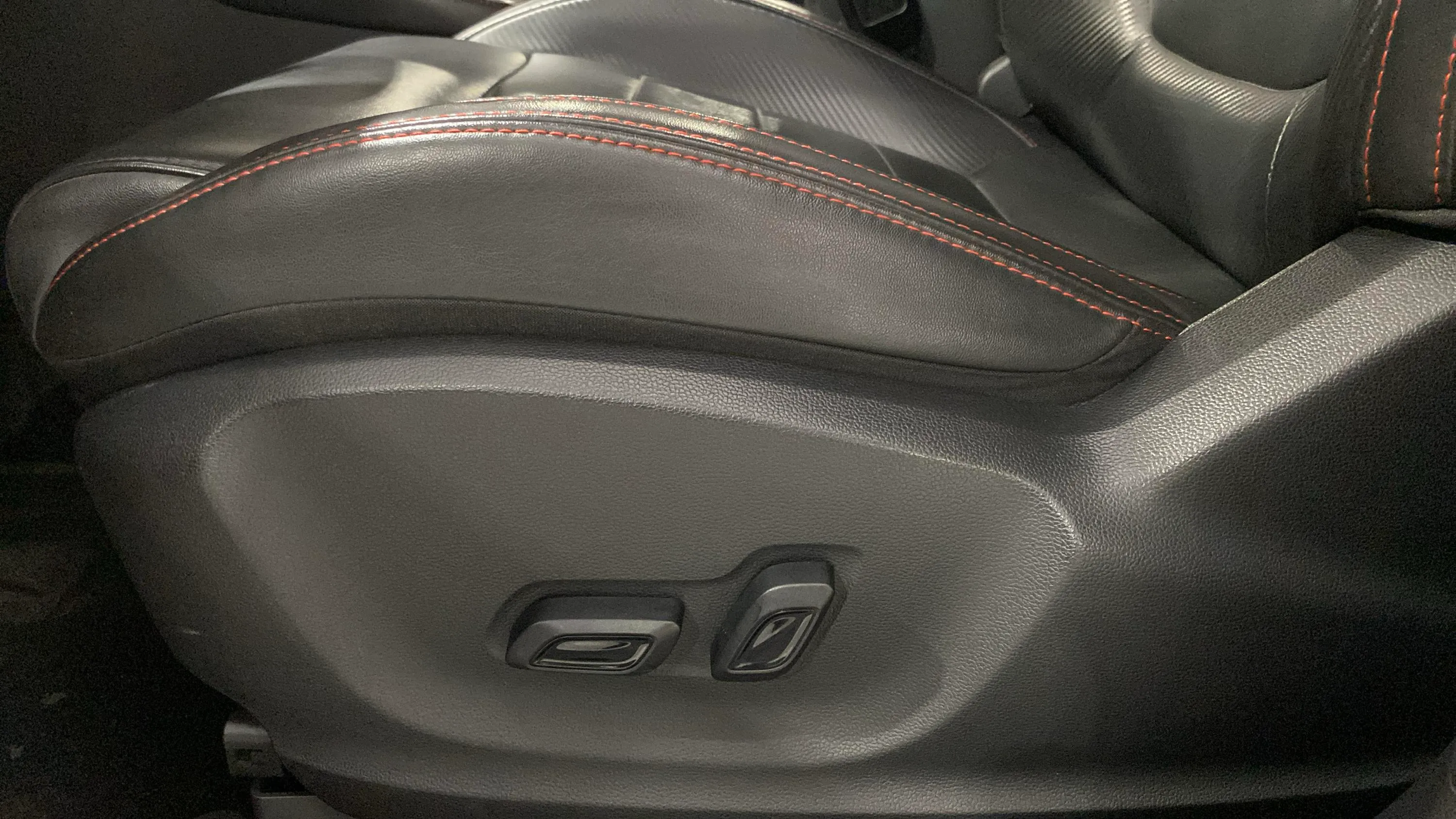 MG ZS 1.5 Luxury - foto 11