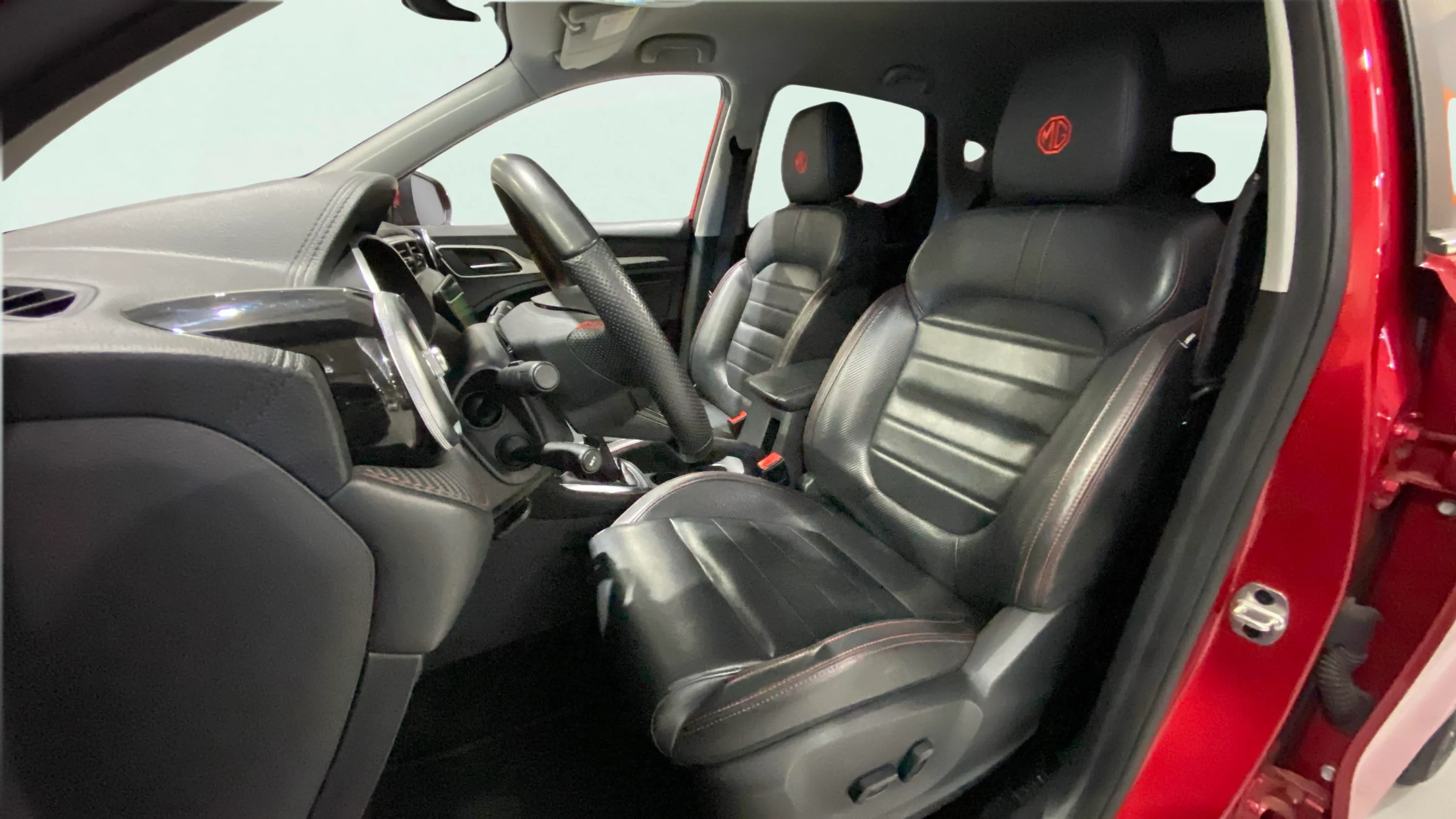 MG ZS 1.5 Luxury - foto 10