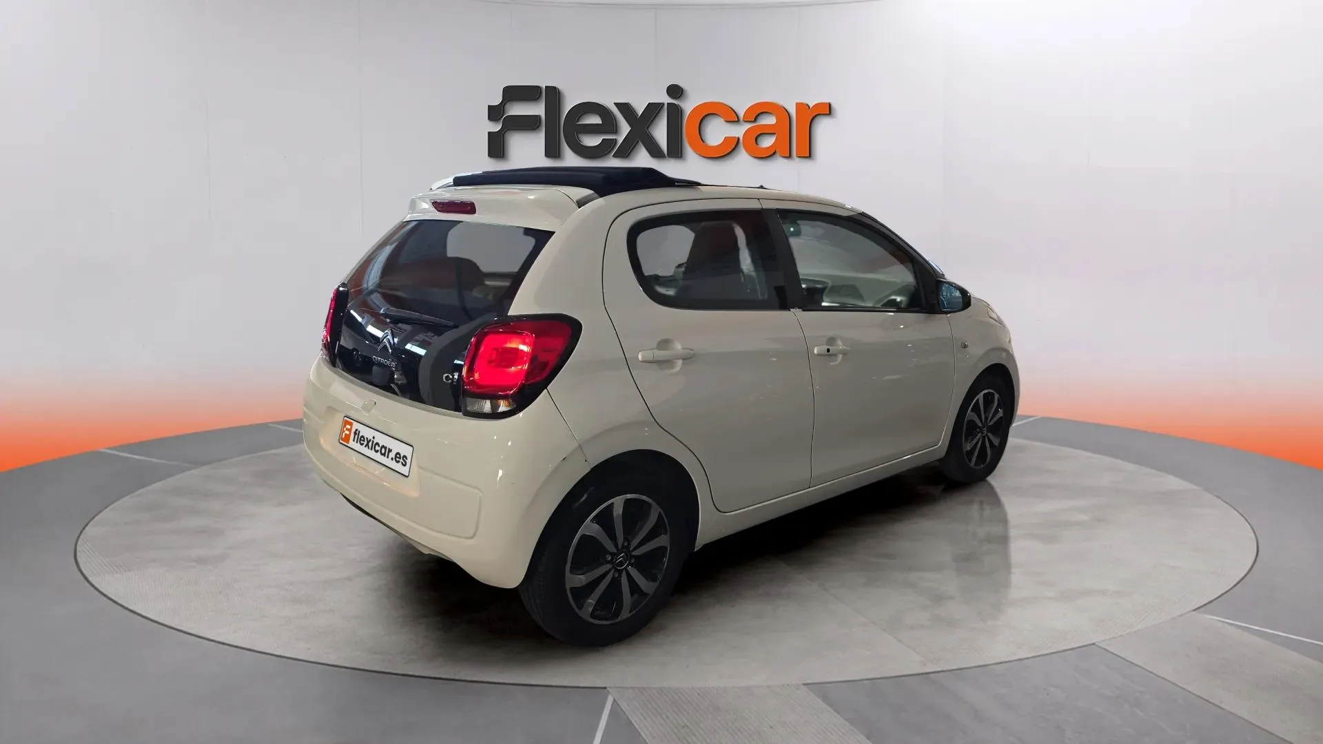 Citroën C1 Airscape PureTech Shine - foto 7