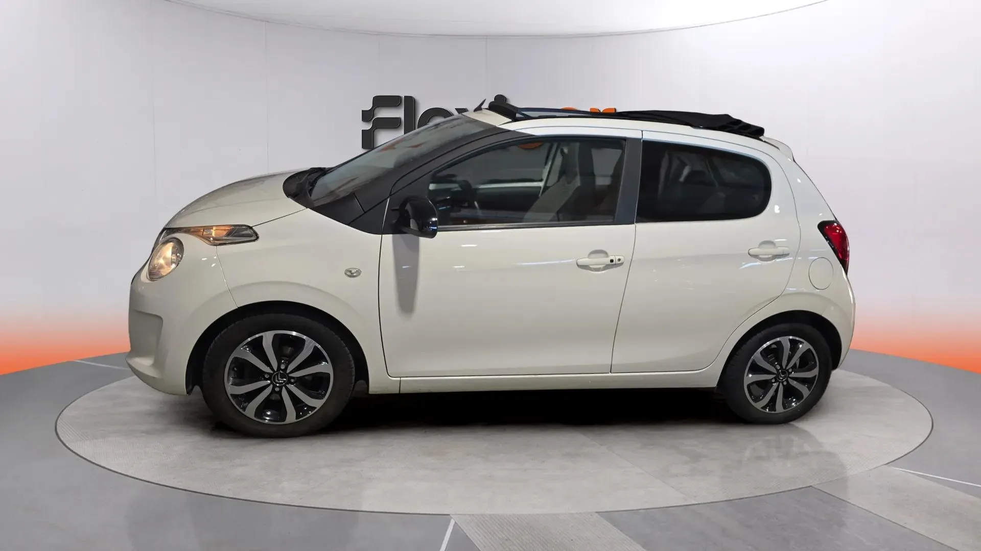Citroën C1 Airscape PureTech Shine - foto 4