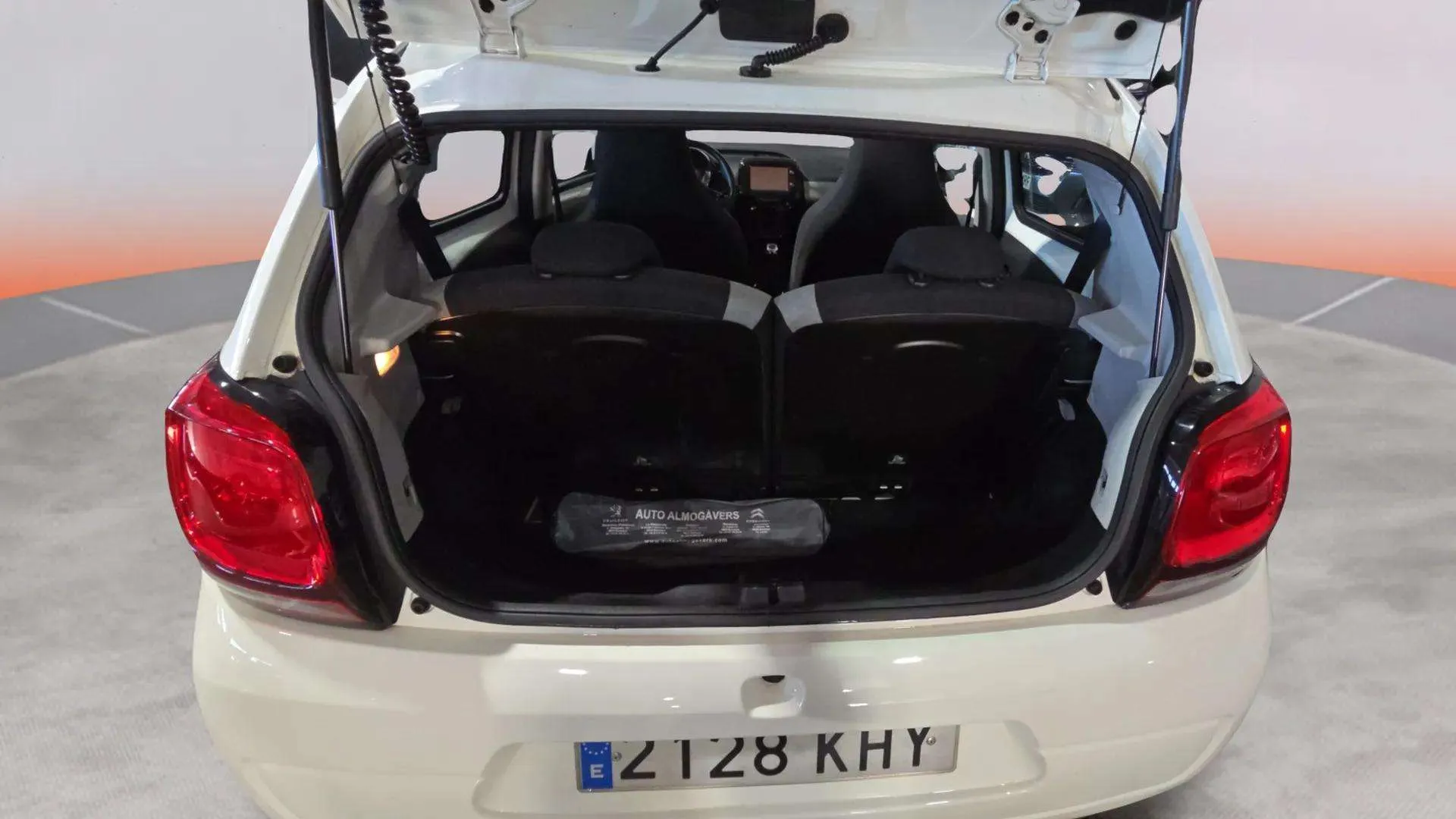 Citroën C1 Airscape PureTech Shine - foto 9