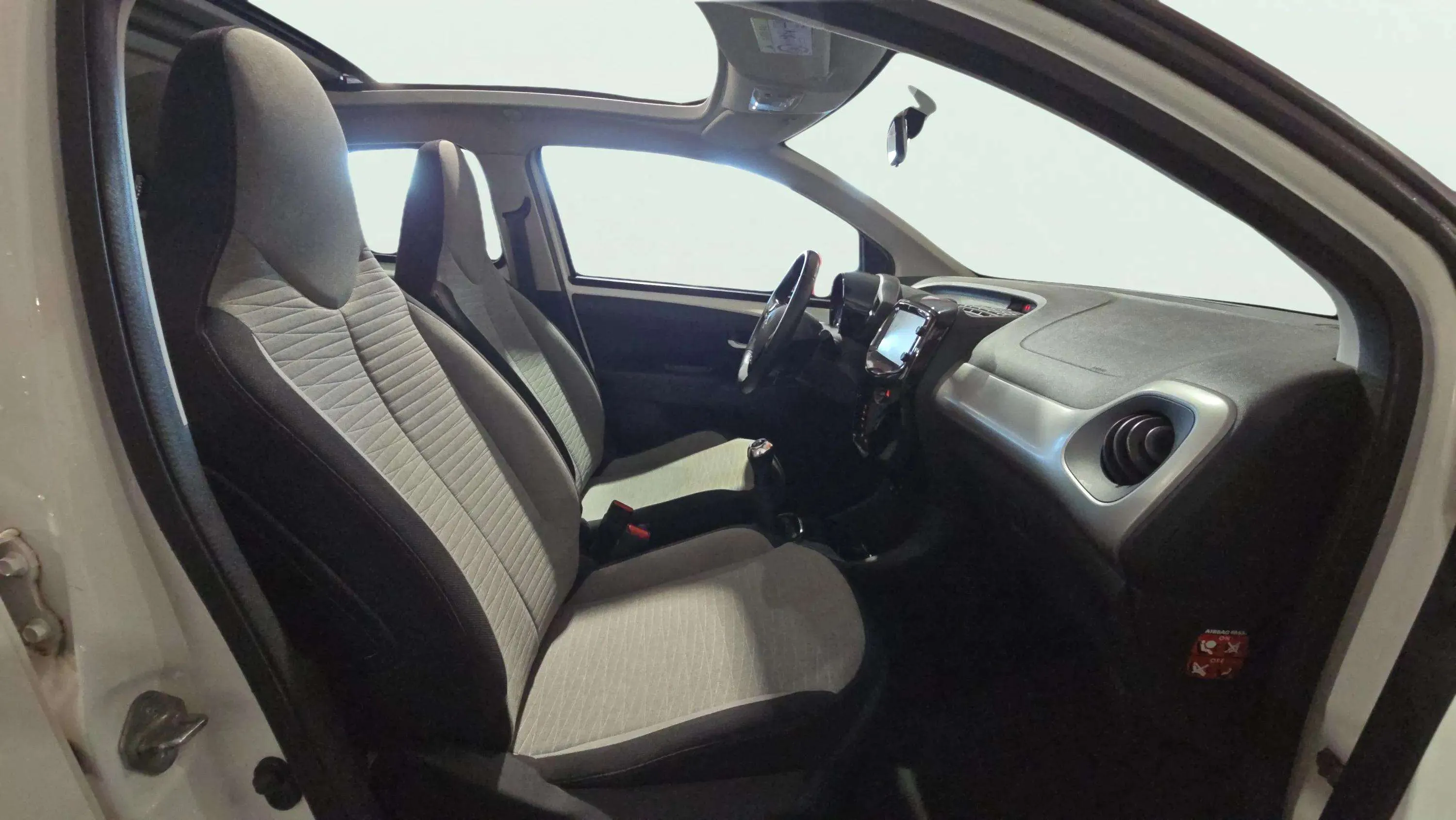 Citroën C1 Airscape PureTech Shine - foto 15